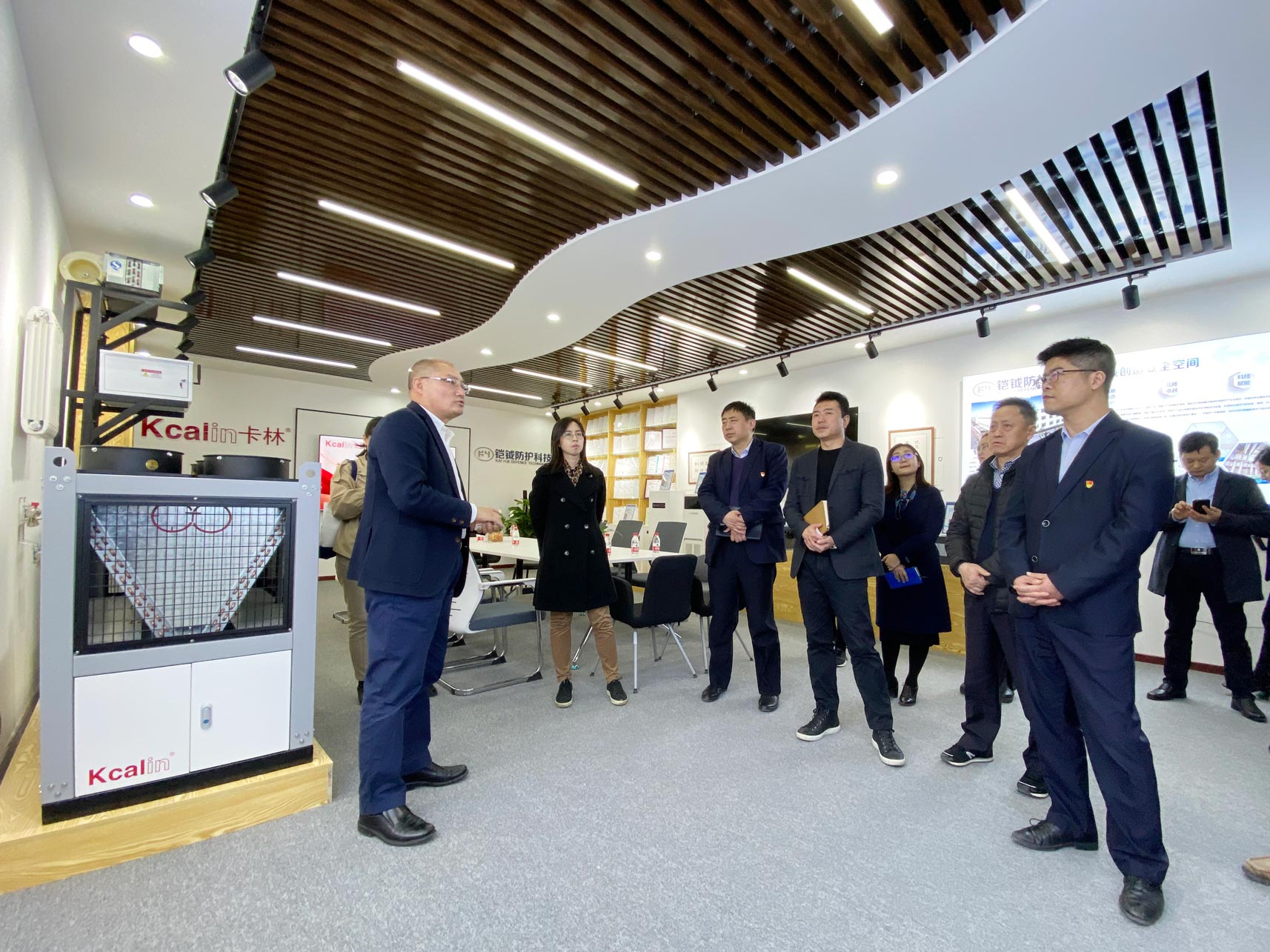 未來科學城集團&新元科技園領(lǐng)導蒞臨卡林參觀考察